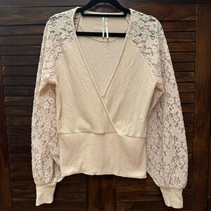 Anthropologie like new top- lace